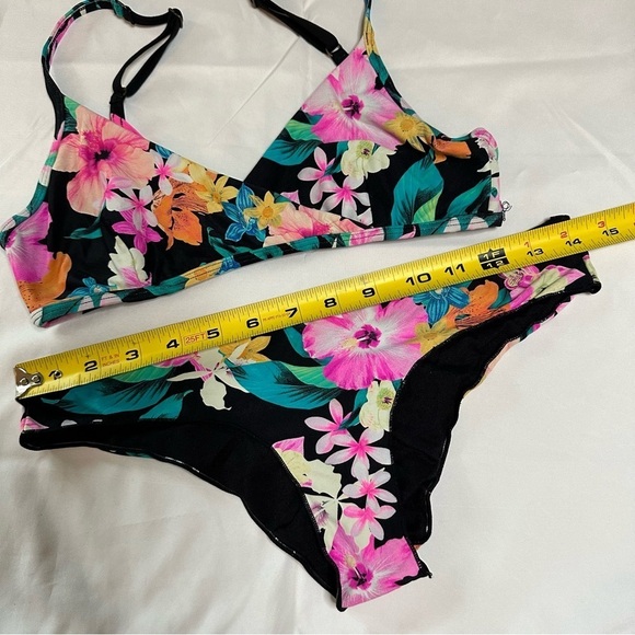 Floral Black Bikini Top and Bottom Size S - Picture 8 of 10